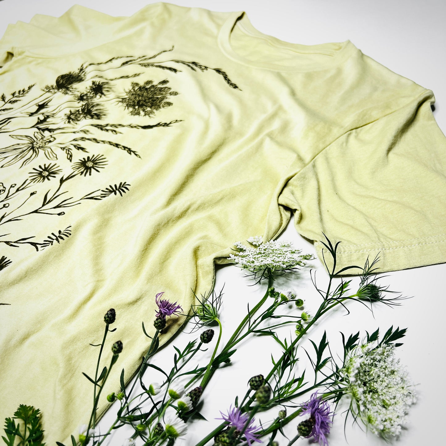 Meadow Flower Tee
